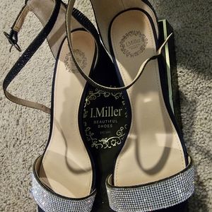 I.Miller beautiful shoes. Navy blue